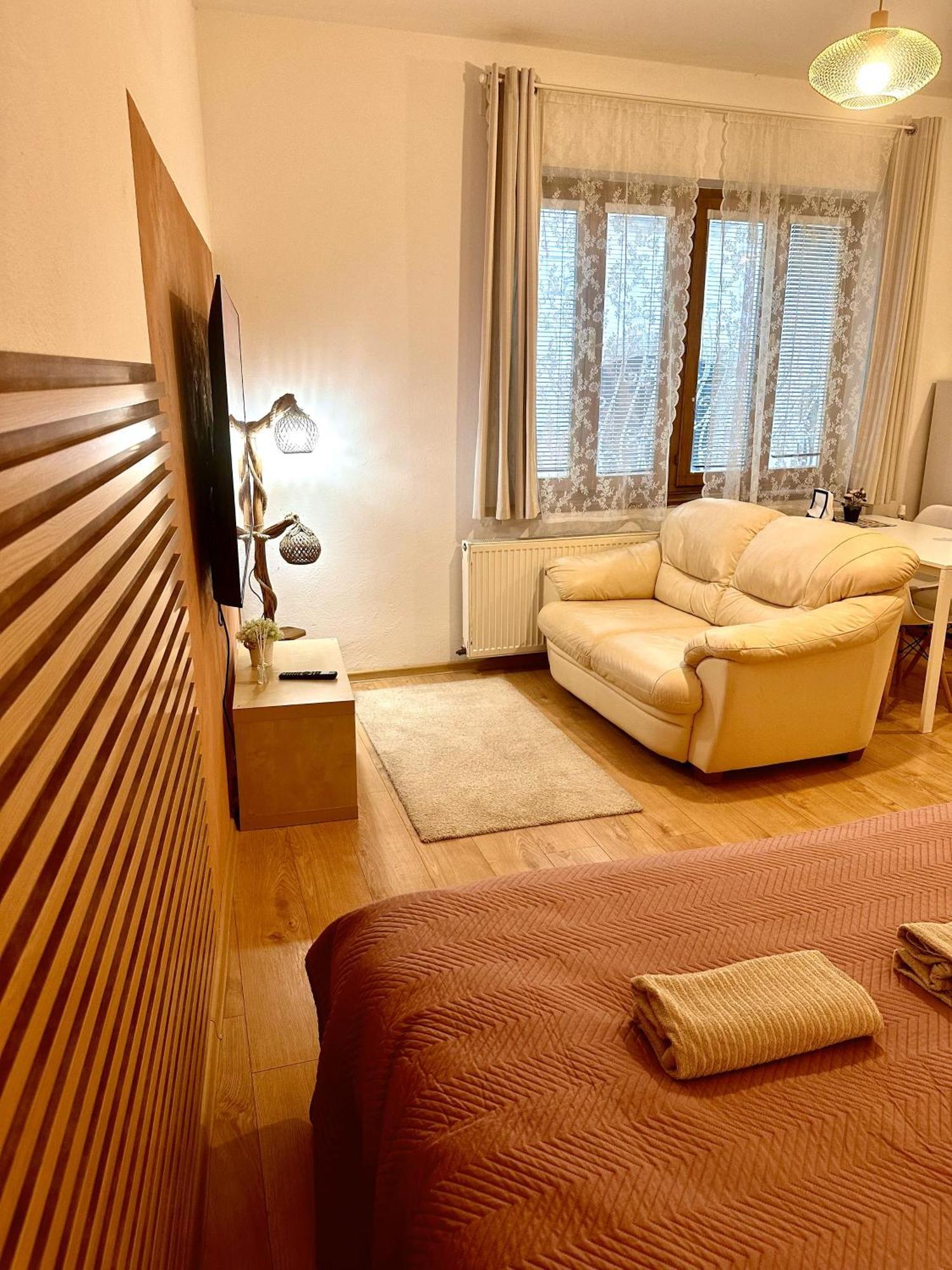 Apartment Kate - Old Town Bratislava Exteriör bild